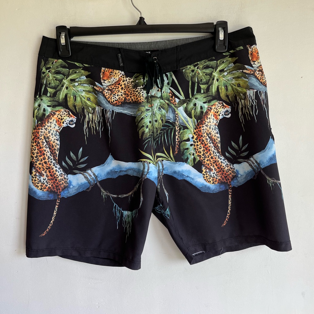 Hurley Surf Brand Surfing Board Shorts Men 33 Black With Multicolored Graphic